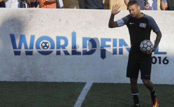 Neymar organiza torneo amateur con jóvenes antes de sumarse a equipo olímpico