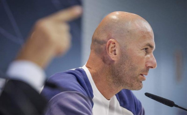 Zidane durante la conferencia de prensa de este viernes.
