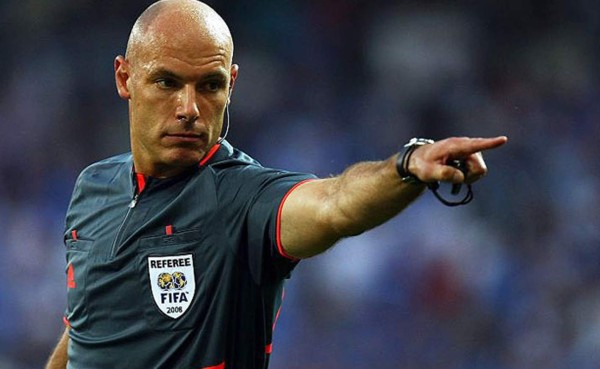 Howard Webb pitará el duelo Brasil - Chile