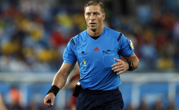 Argentino Néstor Pitana dirigirá el Honduras-Suiza