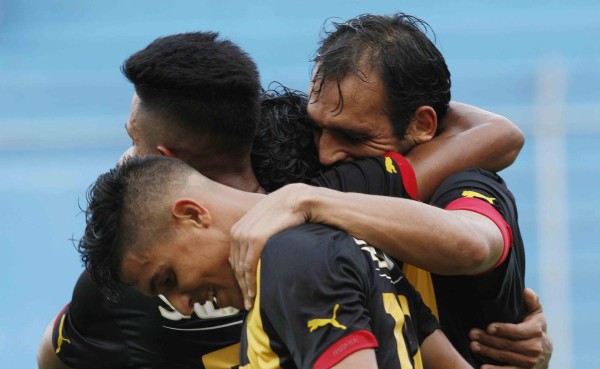 Real España golea al Platense antes de encarar la liguilla ante Marathón