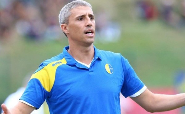 Hernán Crespo, destituido como entrenador del Módena