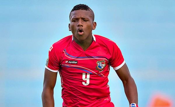 Panameño Ronaldo Córdoba llega a probarse al Oporto de Portugal