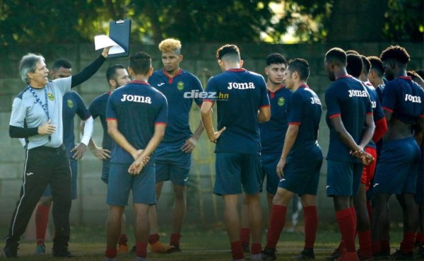 Los equipos que han tenido solo futbolistas nacionales en sus filas