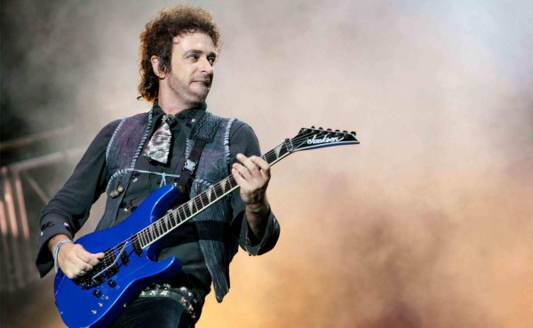 Muere músico argentino Gustavo Cerati tras cuatro años en coma