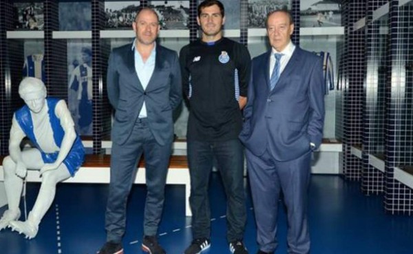 Presidente del Porto defiende a Casillas de Mourinho