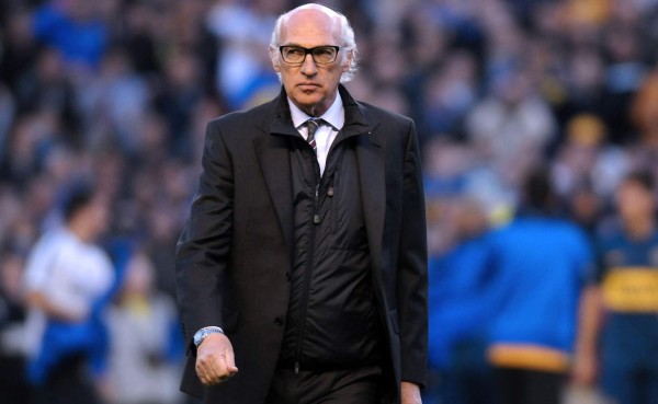 Boca Juniors destituye al entrenador Carlos Bianchi