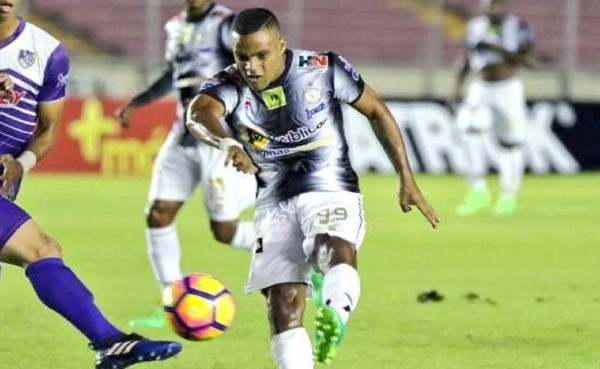 El emotivo momento de Armando Polo tras ser campeón en Panamá