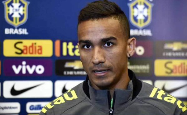 Danilo: 'Estoy feliz por ser relacionado con el Real Madrid'