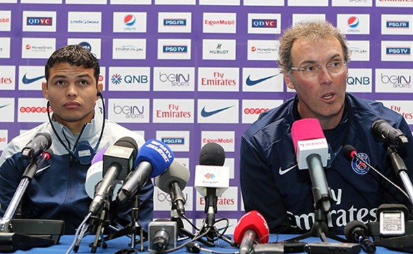 Laurent Blanc asume responsabilidad de la lesión de Thiago Silva