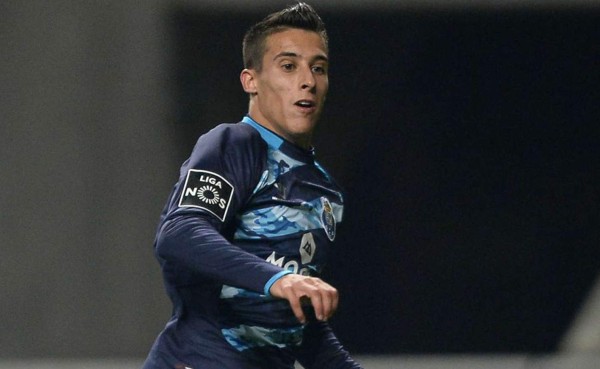 El Barcelona cede a Cristian Tello a la Fiorentina hasta finales de temporada