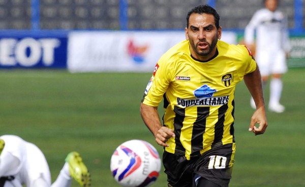 Alejandro Alpízar, el eterno goleador en Costa Rica