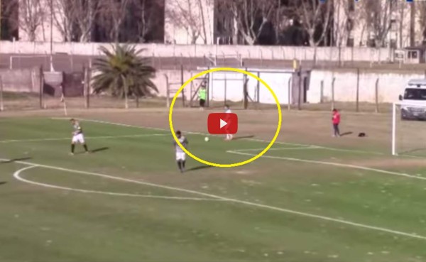 VIDEO: El autogol más tonto del año se marcó en Argentina