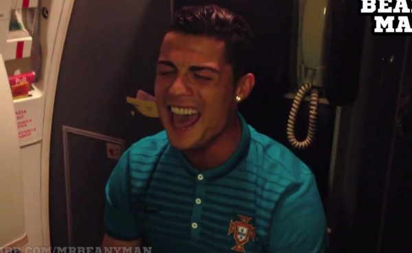 VIDEO: Cristiano Ronaldo se emociona cantando 'Stay' de Rihanna