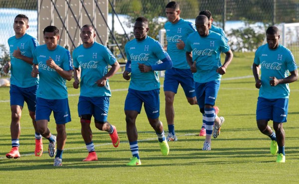 Honduras pule su táctica para enfrentar a Francia