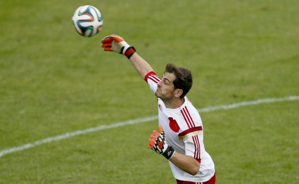 Casillas igualará ante Holanda a Zubizarreta