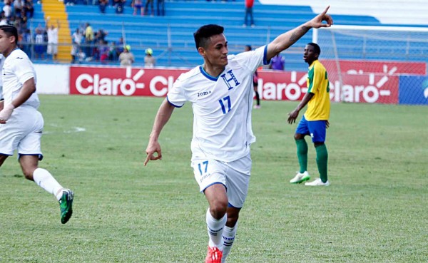 VIDEO: Le dedican una canción especial a Andy Najar