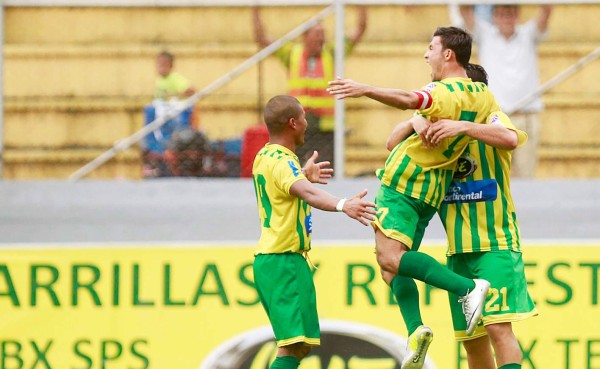 Parrillas One le amarga el debut al 'Primi' en el Vida