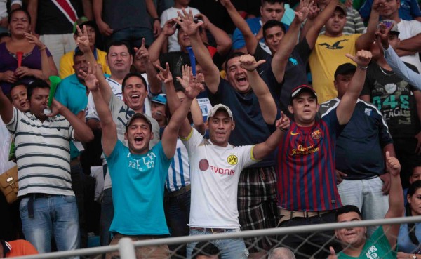 Honduras-Olimpia desató locura en El Progreso