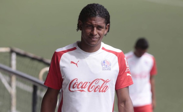Carlo Costly fue convocado para el clásico ante Motagua