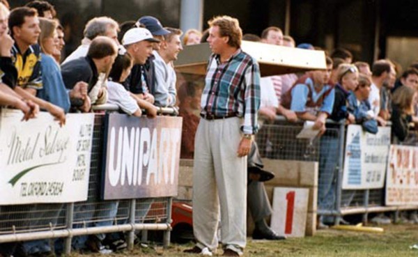 Steve Davies, el aficionado del West Ham que entró por el delantero que insultaba