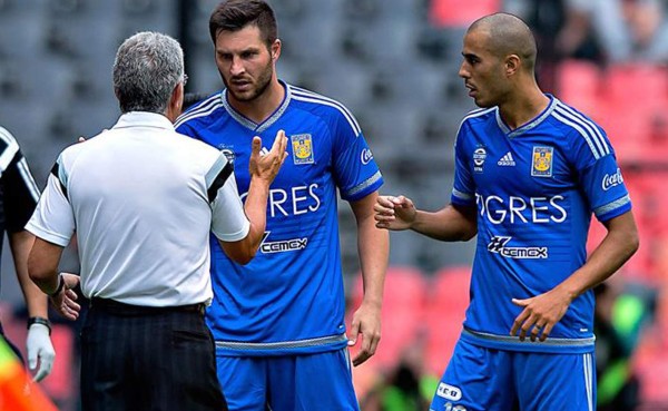 Ricardo Ferreti quiere y espera que Gignac siga con Tigres