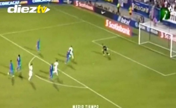 VIDEO: Impresionate salvada de Donis Escober ante Estados Unidos