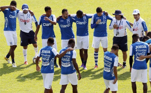 El once que planea utilizar Pinto ante El Salvador en el Olímpico