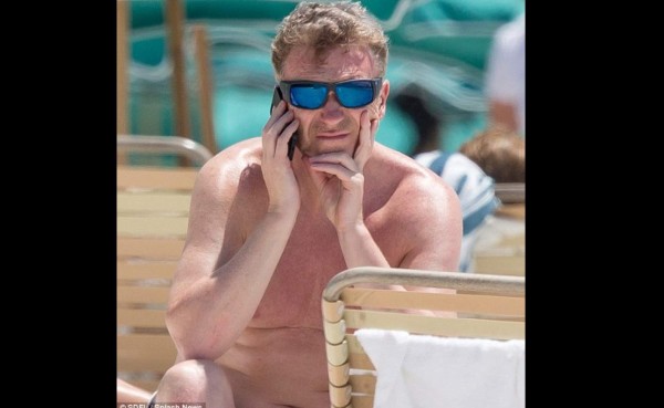 Técnico David Moyes libera su estrés en las playas de Miami