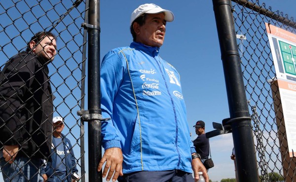 Jorge Luis Pinto: 'El partido contra México es a muerte'