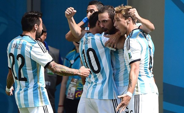 ¡Argentina rompe la maldición y está en semifinales!