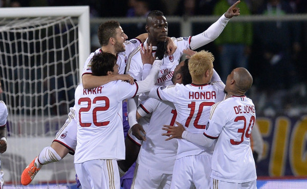 AC Milan respira con victoria a domicilio ante Fiorentina