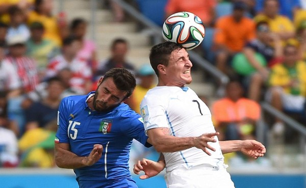 EN VIVO: Uruguay derrotó 1-0 a Italia y clasificó a octavos de final