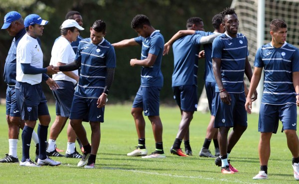 Elis, Lozano y Buba trabajan por separado con la selección de Honduras