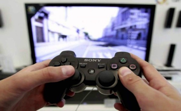 Joven llamó al 911 para pedir ayuda por problema en PlayStation