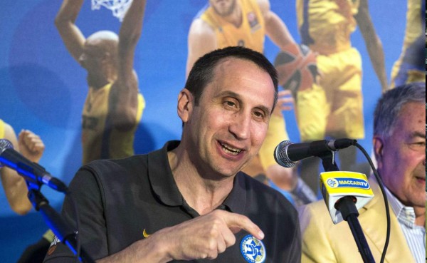 Cavaliers contratan al primer técnico que llega a la NBA desde Europa