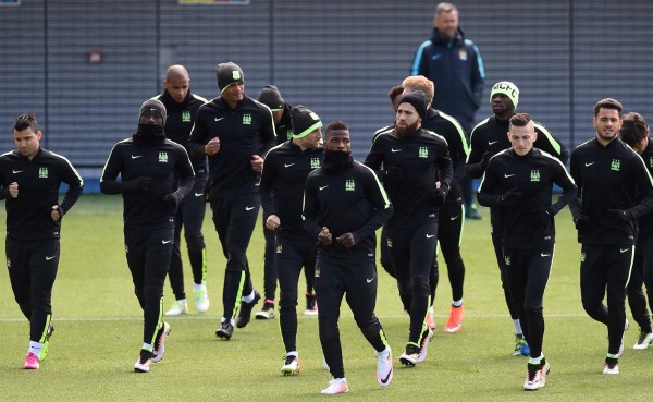 Touré no se entrena con el Manchester y es duda para enfrentar al Real Madrid