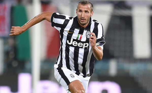 Chiellini: 'Sería difícil que Messi marcara ese gol en Italia'