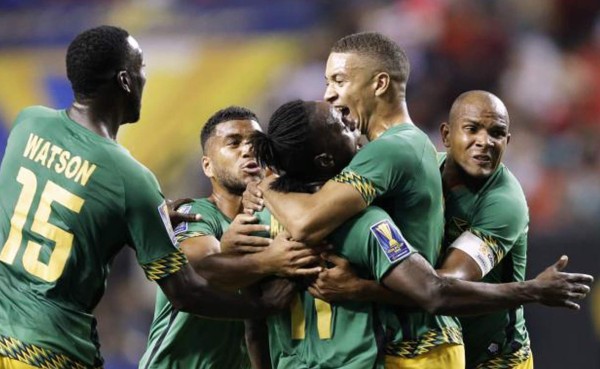 ENCUESTA: ¿Quién se quedará con la Copa Oro?