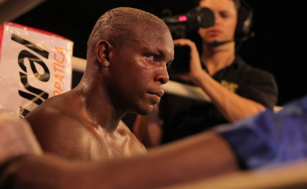 'Escorpión' Ruiz: 'Siempre busqué el nocaut, pero no llegó'