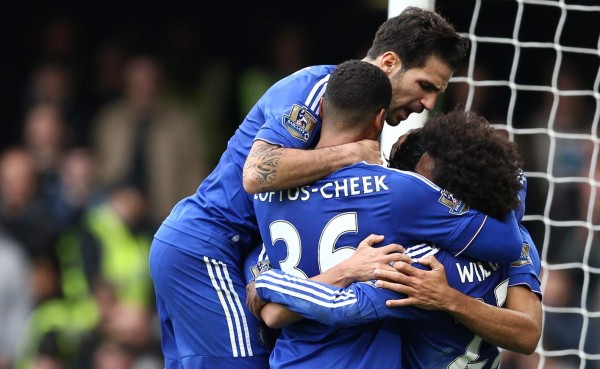 El Chelsea agarra aire gracias al doblete de Diego Costa
