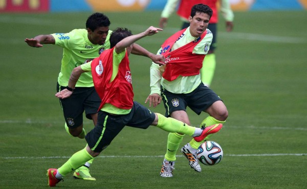 Scolari afina detalles para el debut ante Croacia