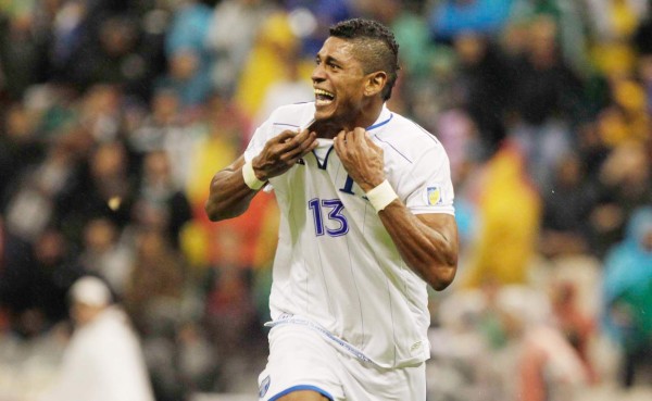 Las celebraciones curiosas y llamativas de Carlo Costly