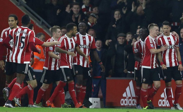 Southampton golea al Arsenal y lo deja sin liderato