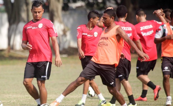 Rolin Peña: 'Marathón será un equipo modesto, pero vamos a luchar'