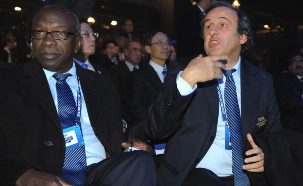 Jack Warner explota y arremete otra vez contra Estados Unidos