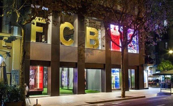 Barcelona cree que la norma de la FIFA 'obliga' a adaptarse a todos los clubes