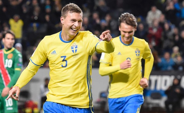 Suecia le receta goleada a una pobre Bulgaria en las eliminatorias de la UEFA