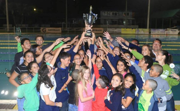 Delfines Sampedranos vuelve a coronarse en Centroamérica