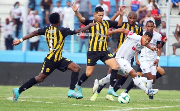 Real España empató 1-1 visitando Olimpia con un plantel remendado.